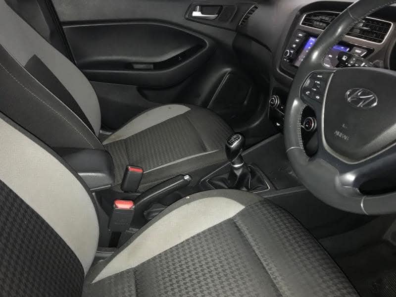 2021 Hyundai i20 1.4 Fluid Interior Front